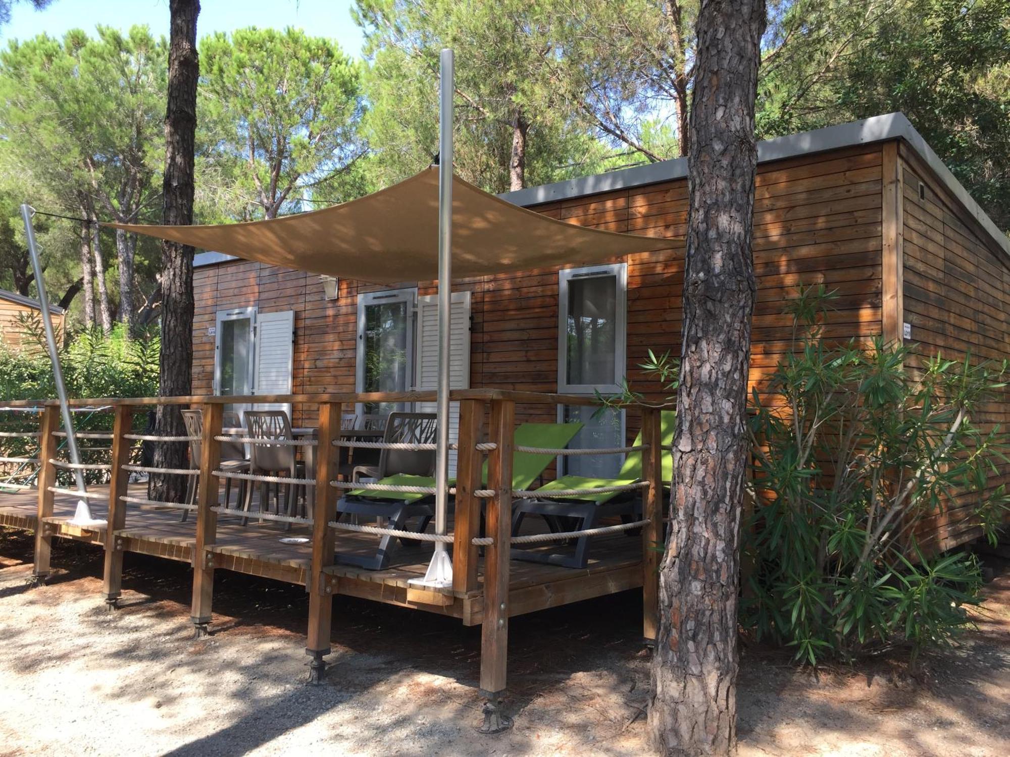 Camping Resort La Baume La Palmeraie Fréjus Oda fotoğraf