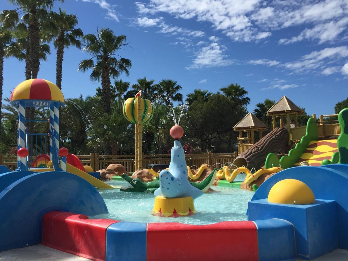 Camping Resort La Baume La Palmeraie Fréjus Dış mekan fotoğraf